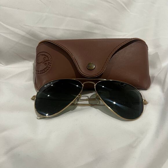 Ray Ban Gold Aviator Sun Glasses - Picture 4 of 6